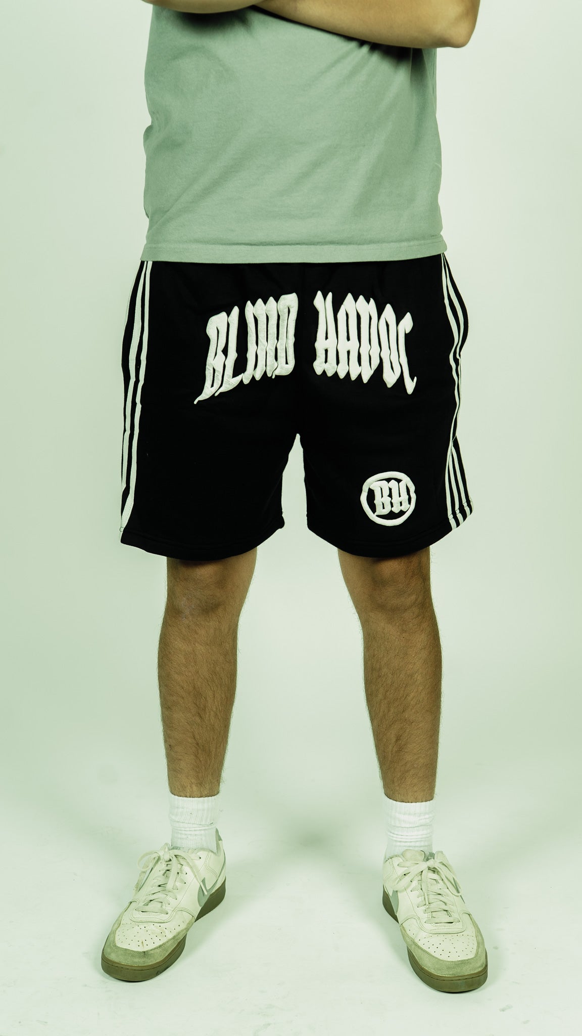 Striped Cotton Shorts [Black]